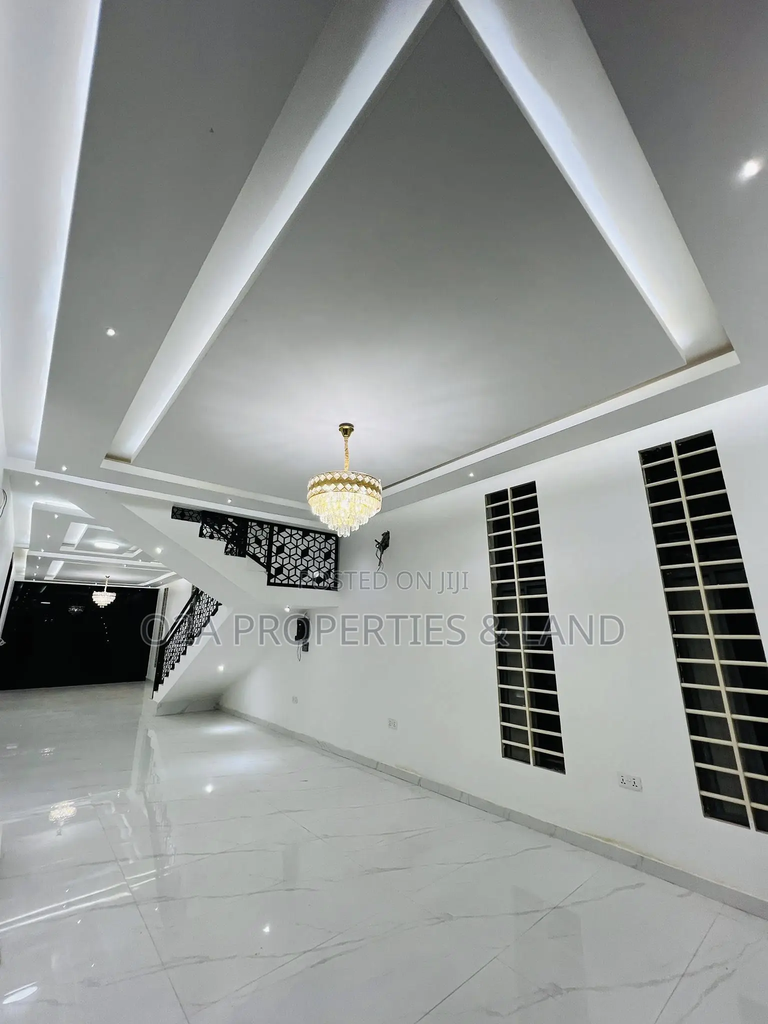 5bdrm House in East Legon Hills for sale in New Legon