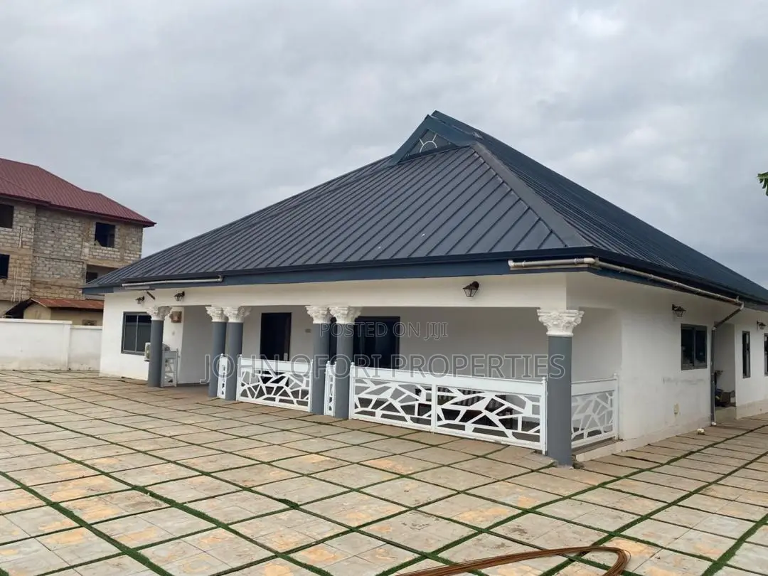 2bdrm Apartment in Ayeduase K, 5, Kumasi Metropolitan for rent in Kumasi Metropolitan