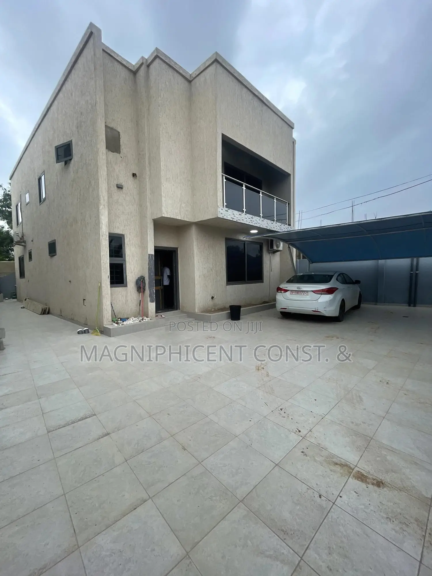 4bdrm Duplex in Regimmanuel, Adenta for sale in Adenta