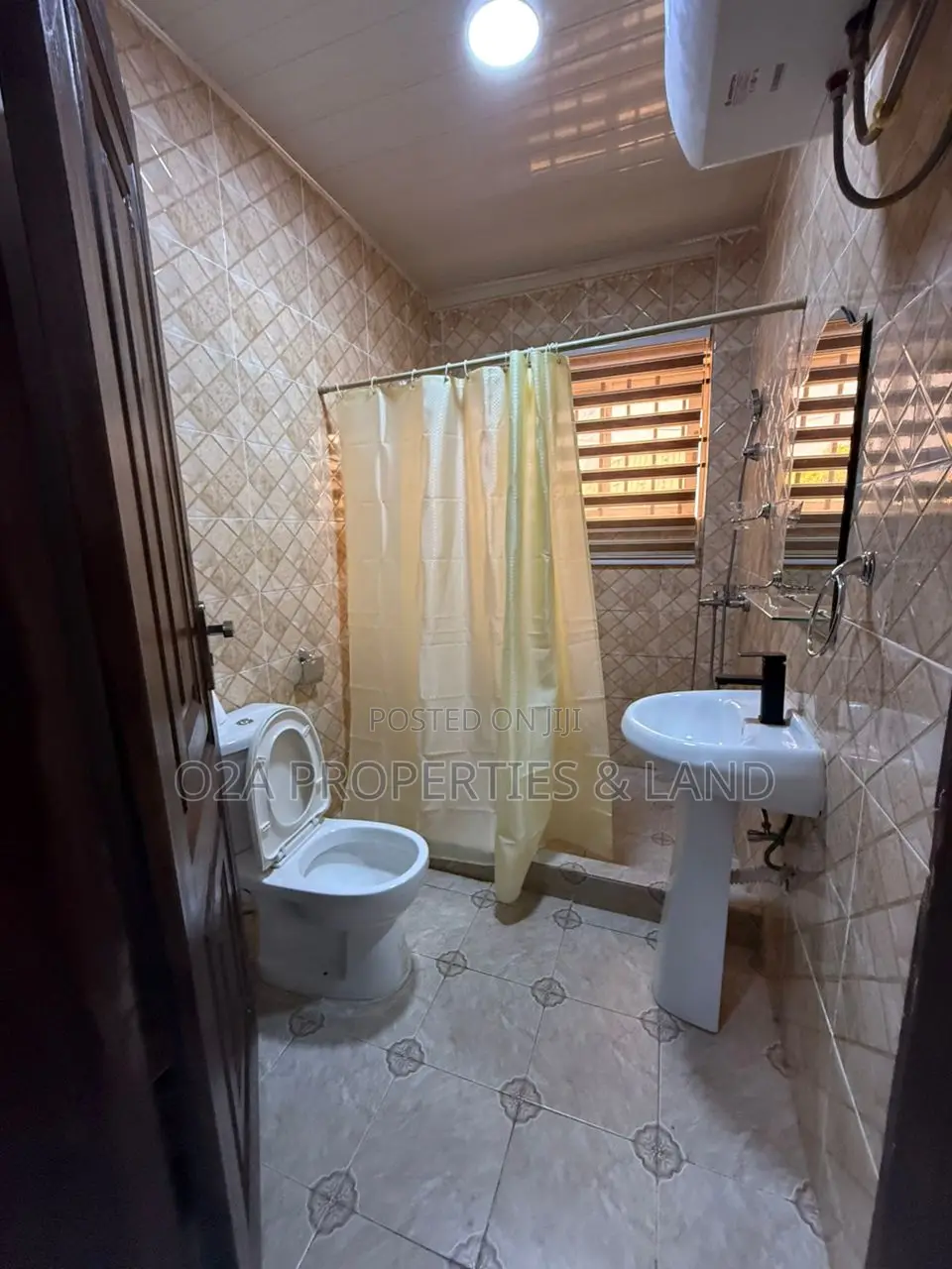 3bdrm Apartment in Adenta, Barrier for sale in Barrier