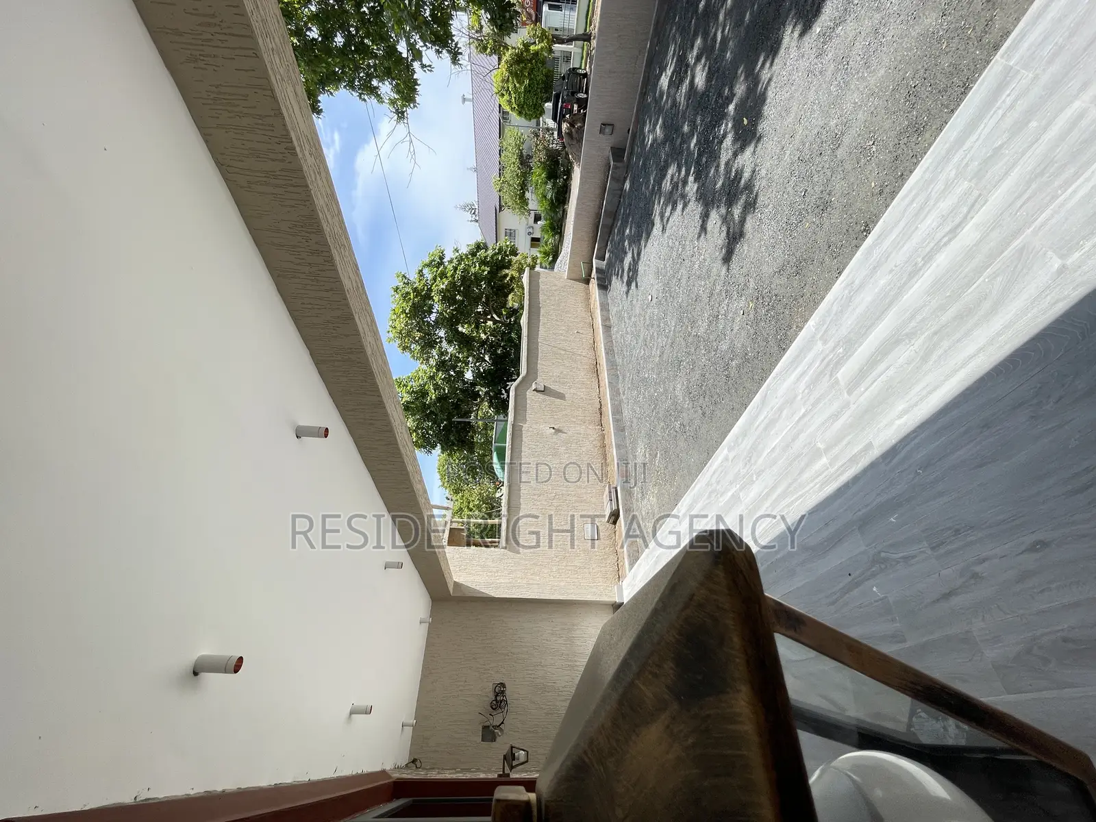 Furnished 4bdrm House in Cantonments for rent in Cantonments