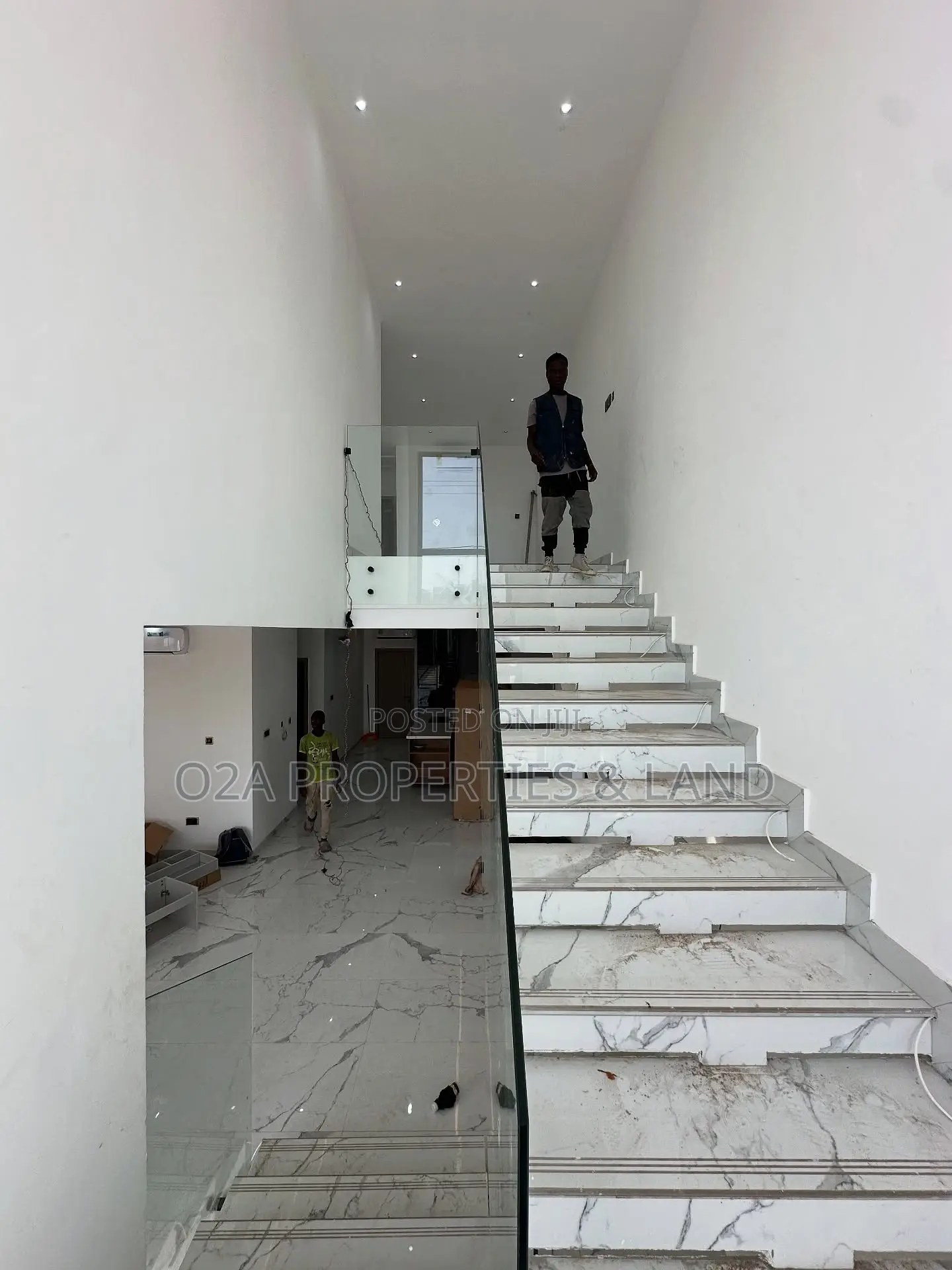 4bdrm House in Ashaley Botwe, Lake Side Estate for sale in Lake Side Estate