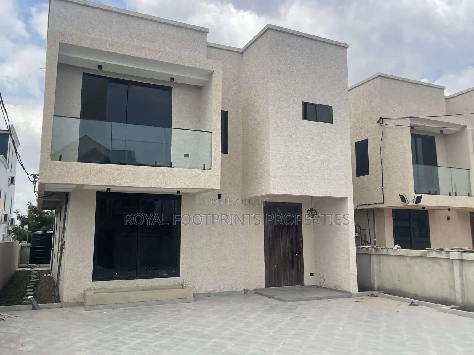 4bdrm House in Luxelooks Properties, Ashaley Botwe for sale in Ashaley Botwe