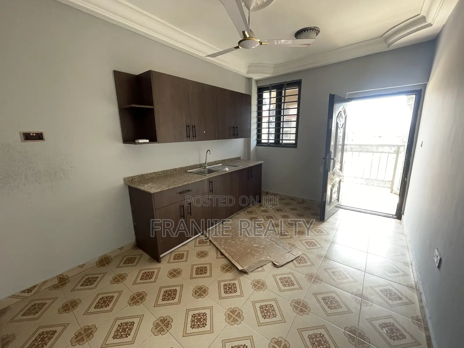 2bdrm Apartment in Franjie Realty, Bortiano for rent in Bortiano