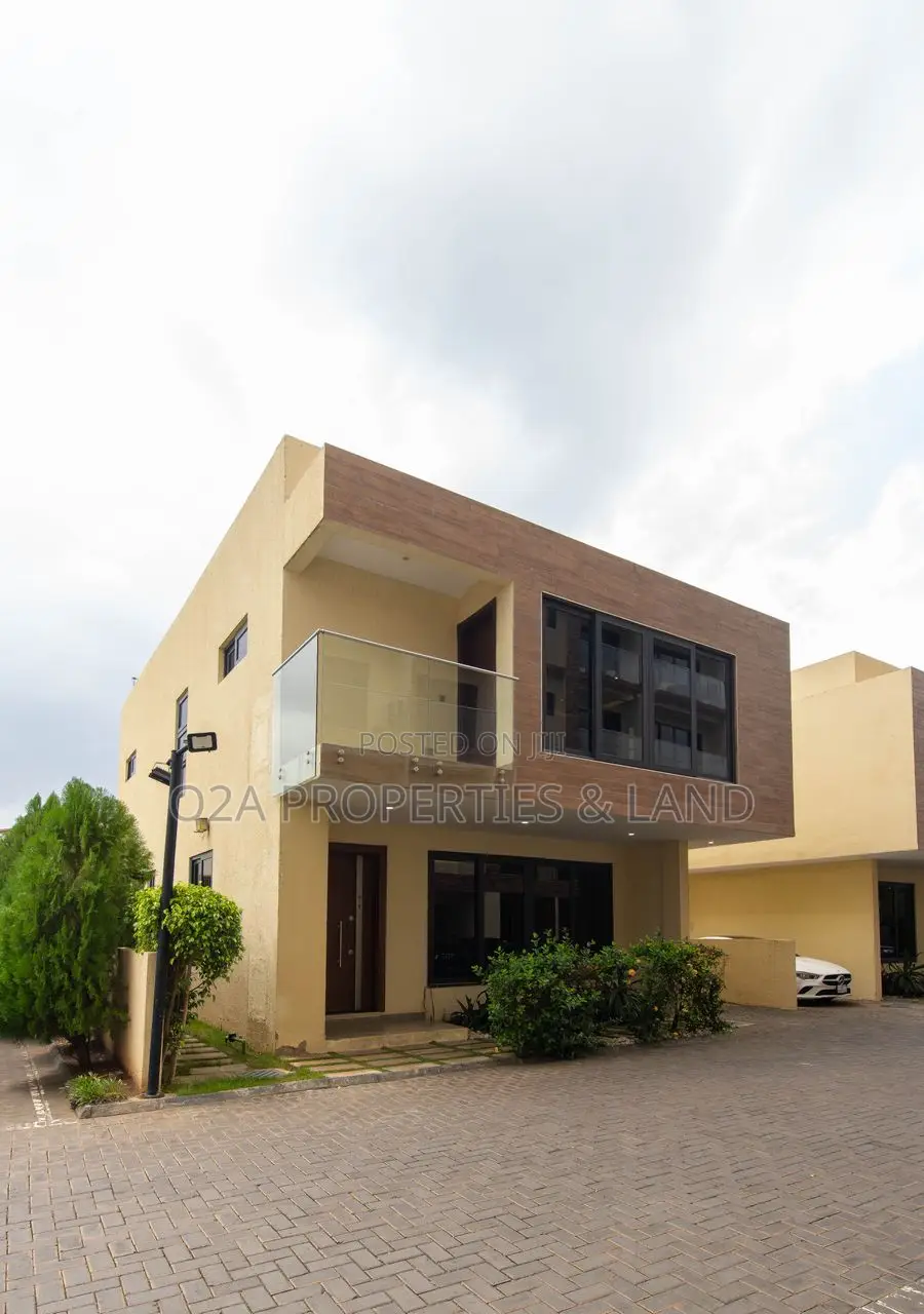 3bdrm Townhouse / Terrace in East Legon, Bawaleshie for rent in Bawaleshie