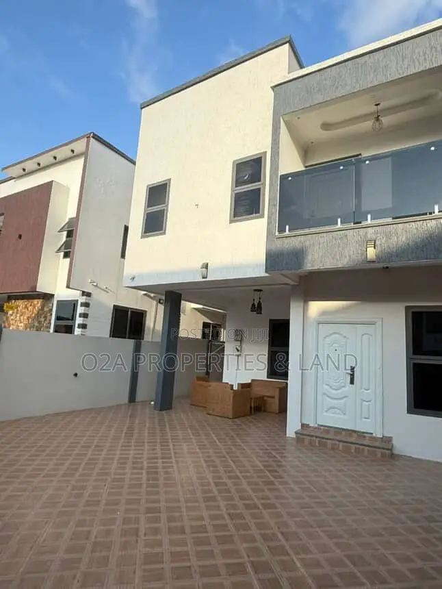 Furnished 4bdrm House in Spintex Community 18, Baatsona Total for sale in Baatsona Total