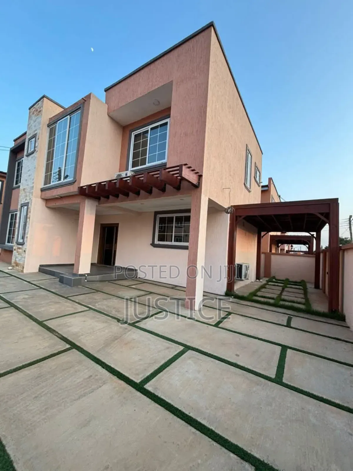 Furnished 3bdrm Townhouse / Terrace in East Airport, Tseaddo for rent in Tseaddo