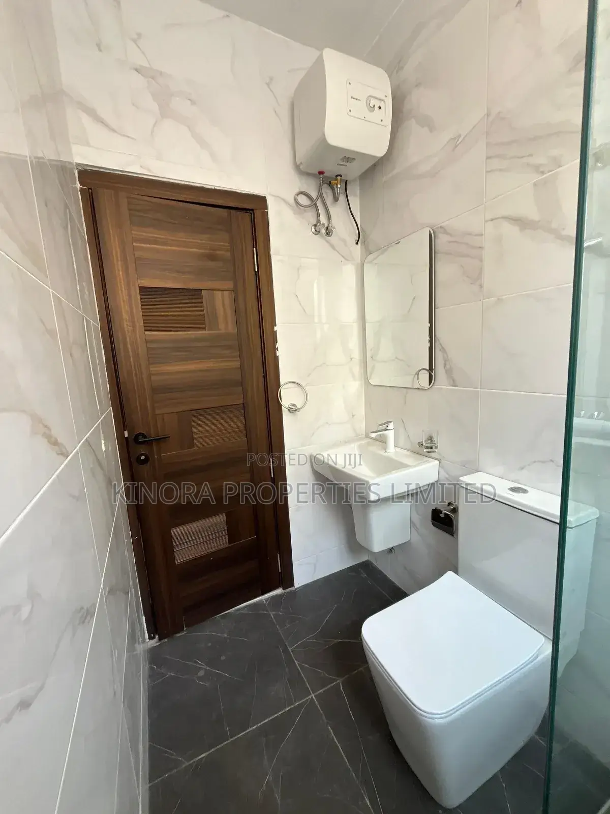 3bdrm Duplex in Adjiganor 69, East Legon for rent in East Legon