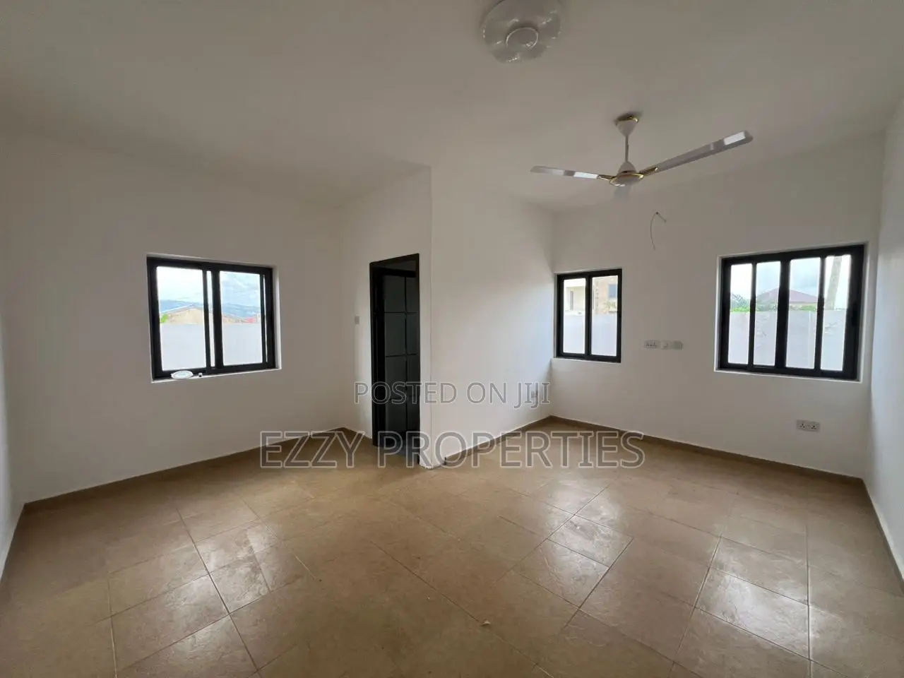 3bdrm House in Oyarifa for sale in Oyarifa