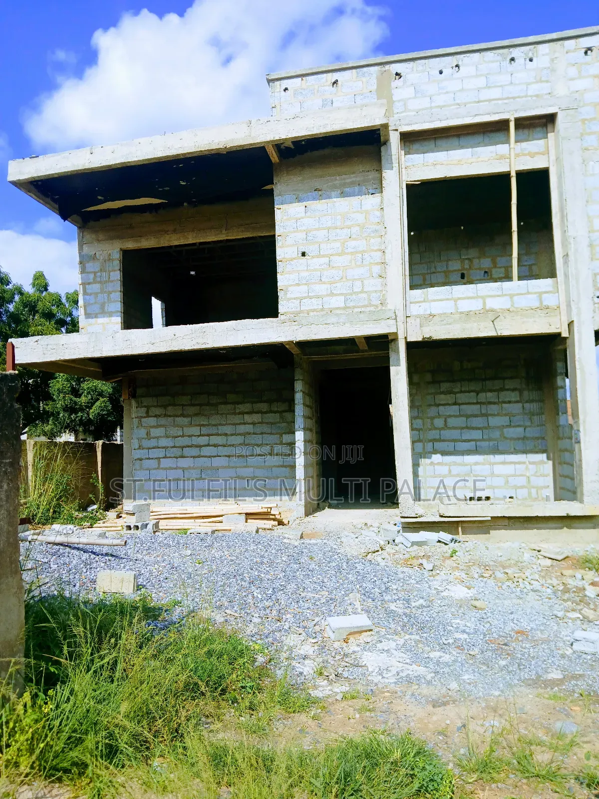 4bdrm House in Abokobi Close To The, Adenta for sale in Adenta