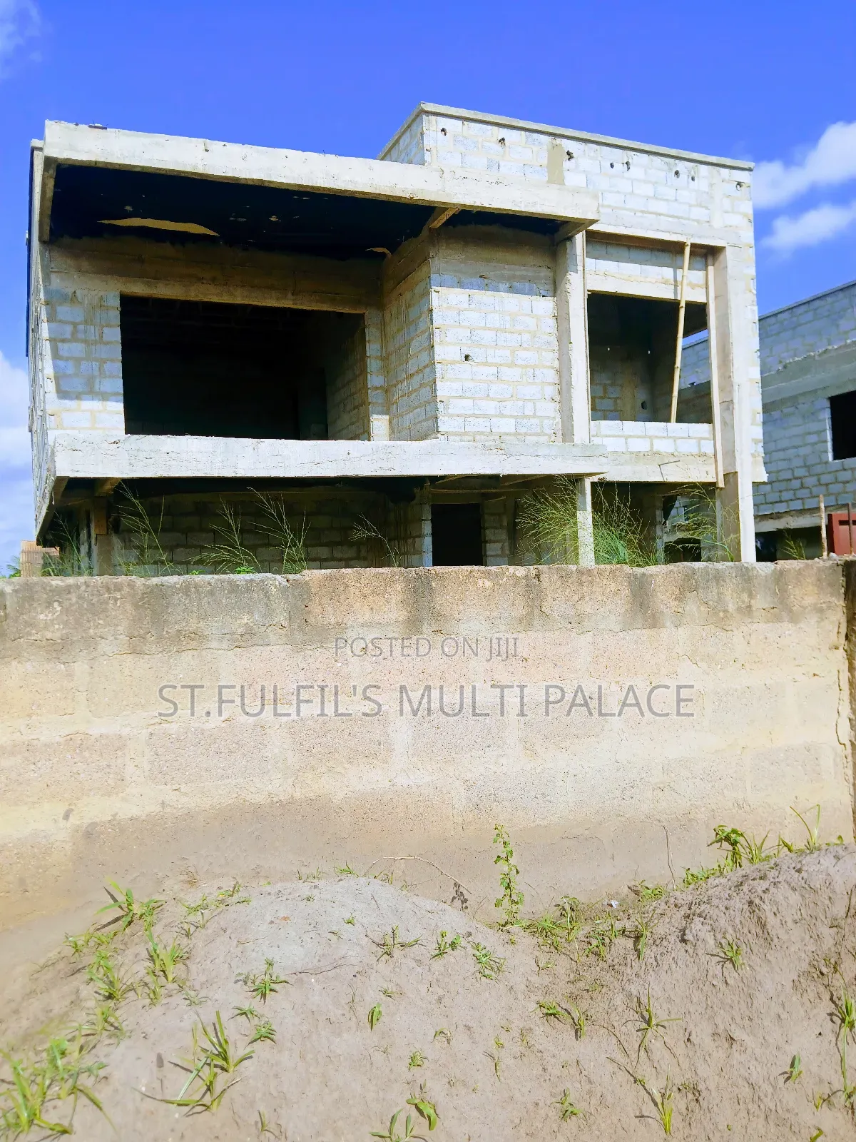 4bdrm House in Abokobi Close To The, Adenta for sale in Adenta
