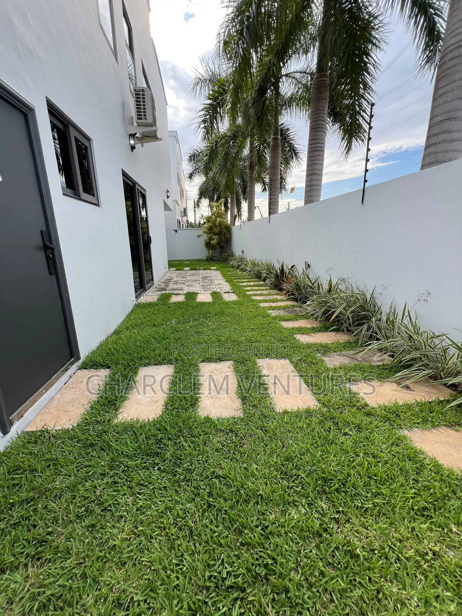 3bdrm Townhouse/Terrace in Charclem Ventures, East Legon for sale in East Legon