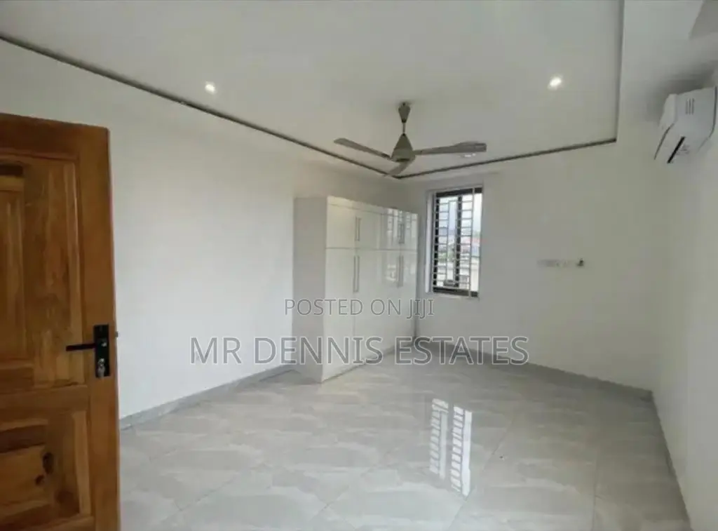 2bdrm Apartment in Westhills Mall Area for rent in West Hills Mall Area
