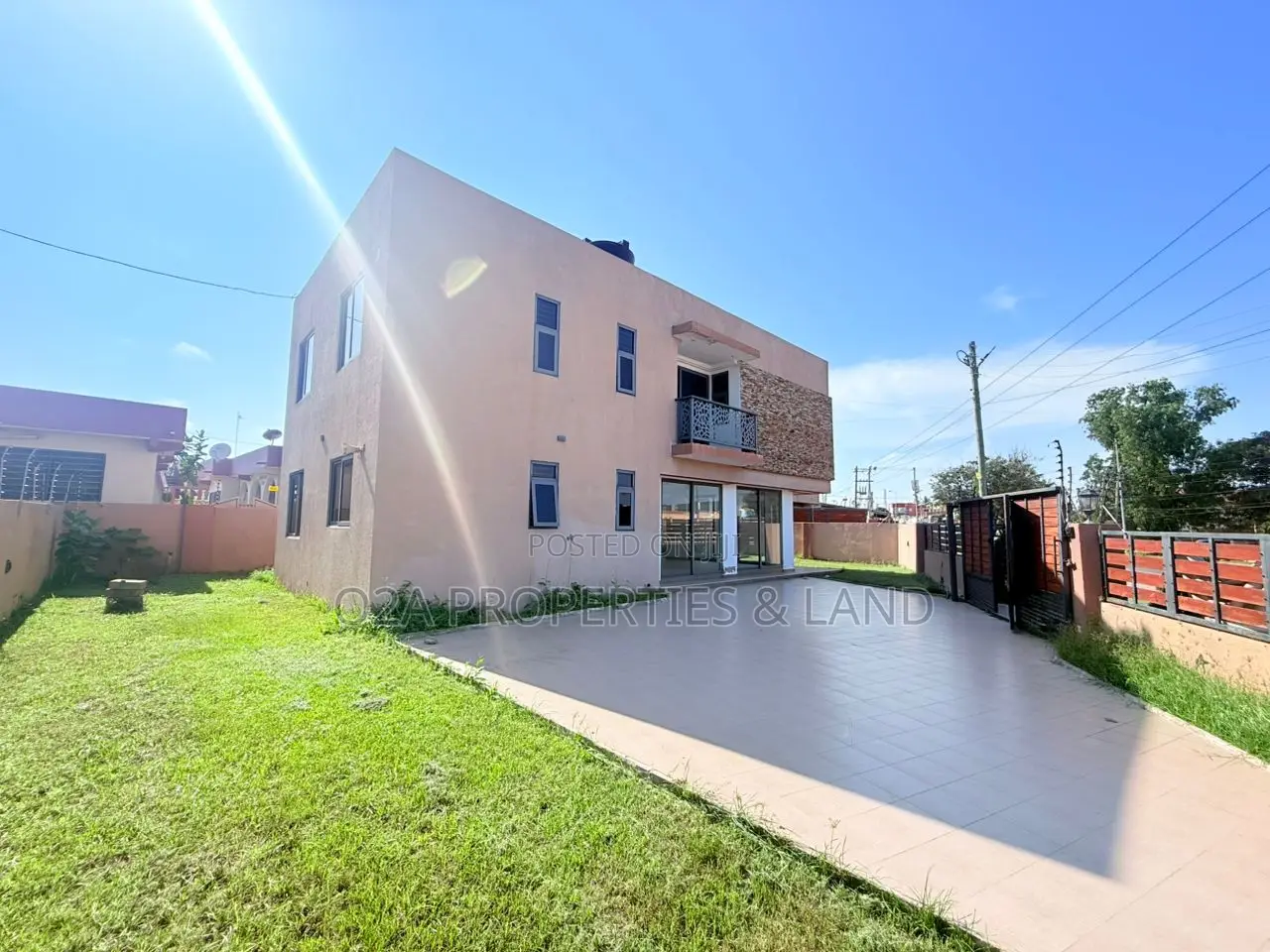 3bdrm House in Sakumono for rent in Sakumono