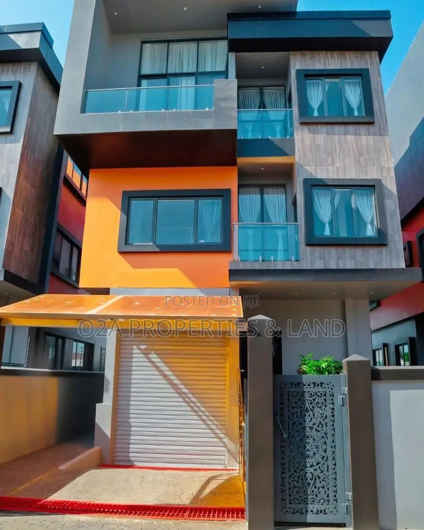 Furnished 4bdrm Townhouse / Terrace in Labone, Celsbridge Area for rent in Celsbridge Area