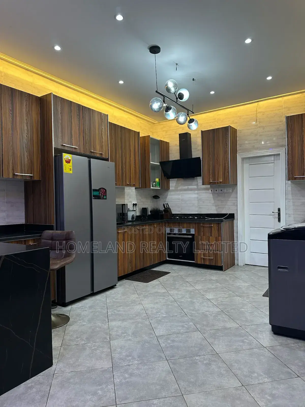 Furnished 4bdrm Duplex in Community 18, Tema Metropolitan for sale in Tema Metropolitan