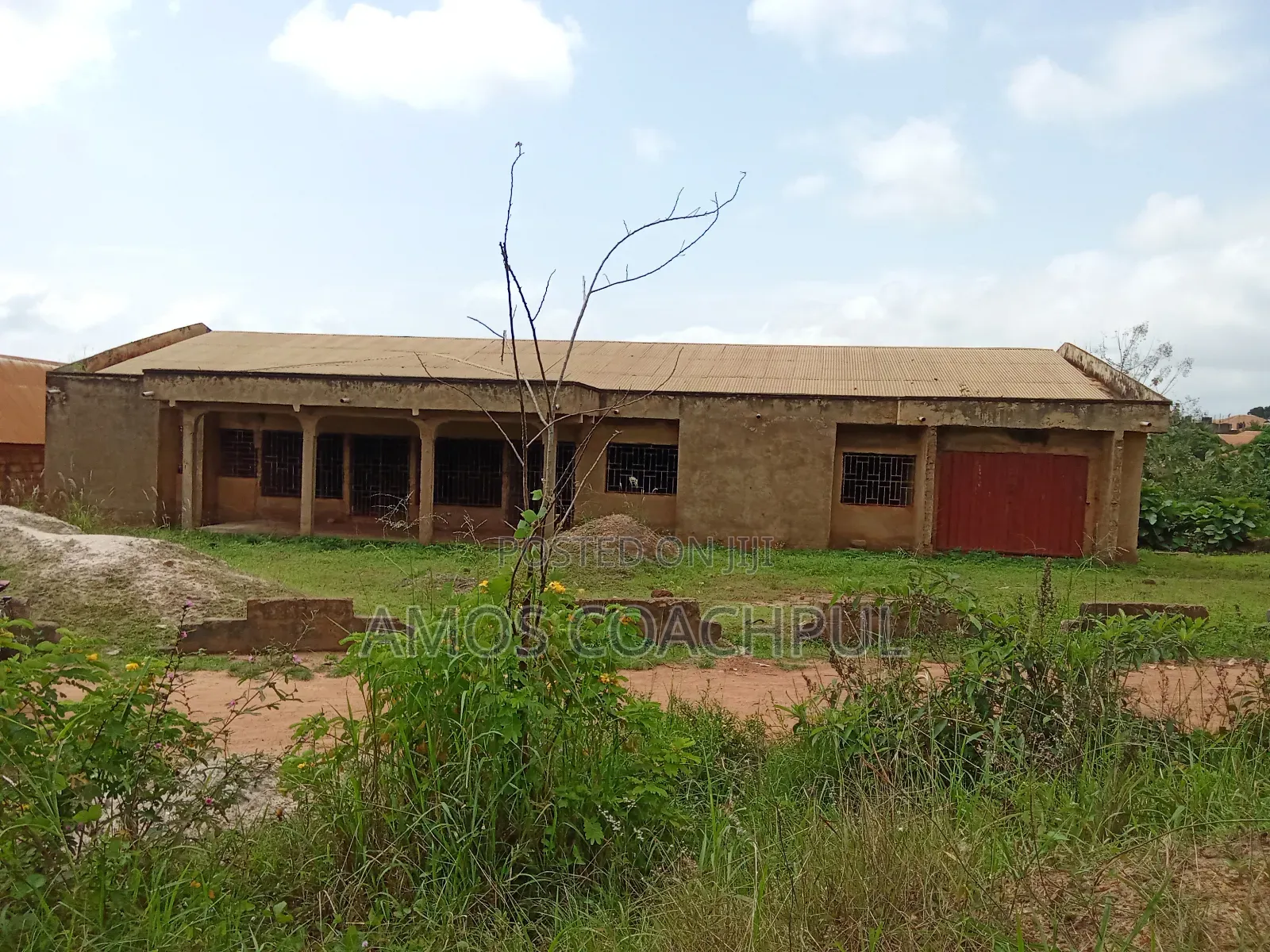 7bdrm Mansion in Yawhima Shooting, Sunyani Municipal for sale in Sunyani Municipal