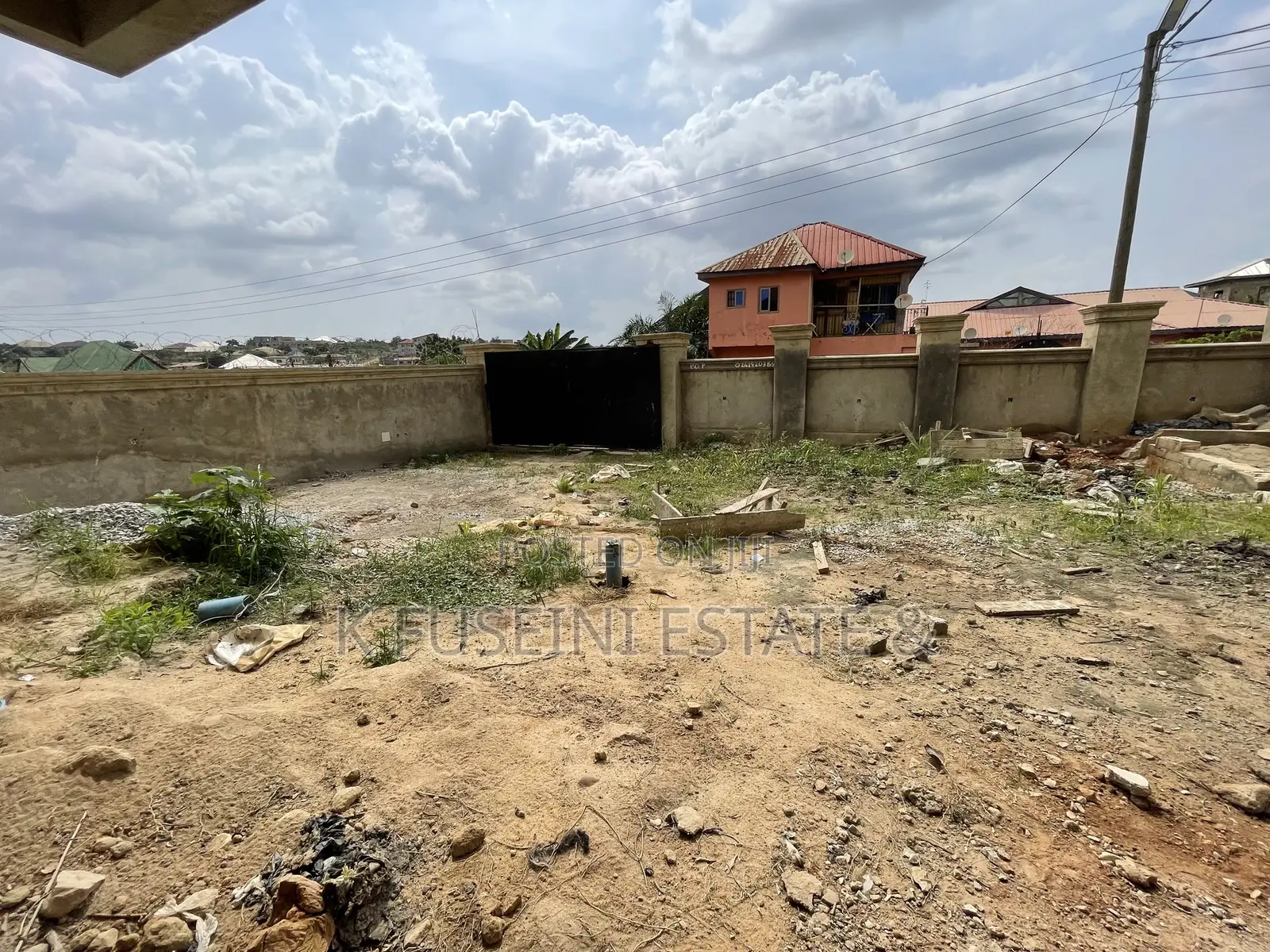 4 Bedrooms For Sale In Kumasi Abrepo in Kumasi Metropolitan