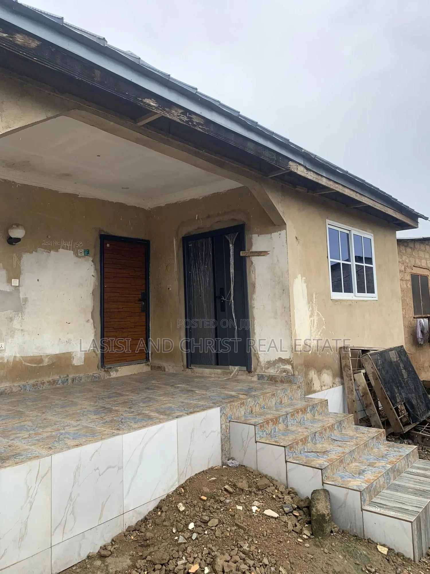 2bdrm Apartment in Lasisi And Christ, Amasaman for rent in Amasaman