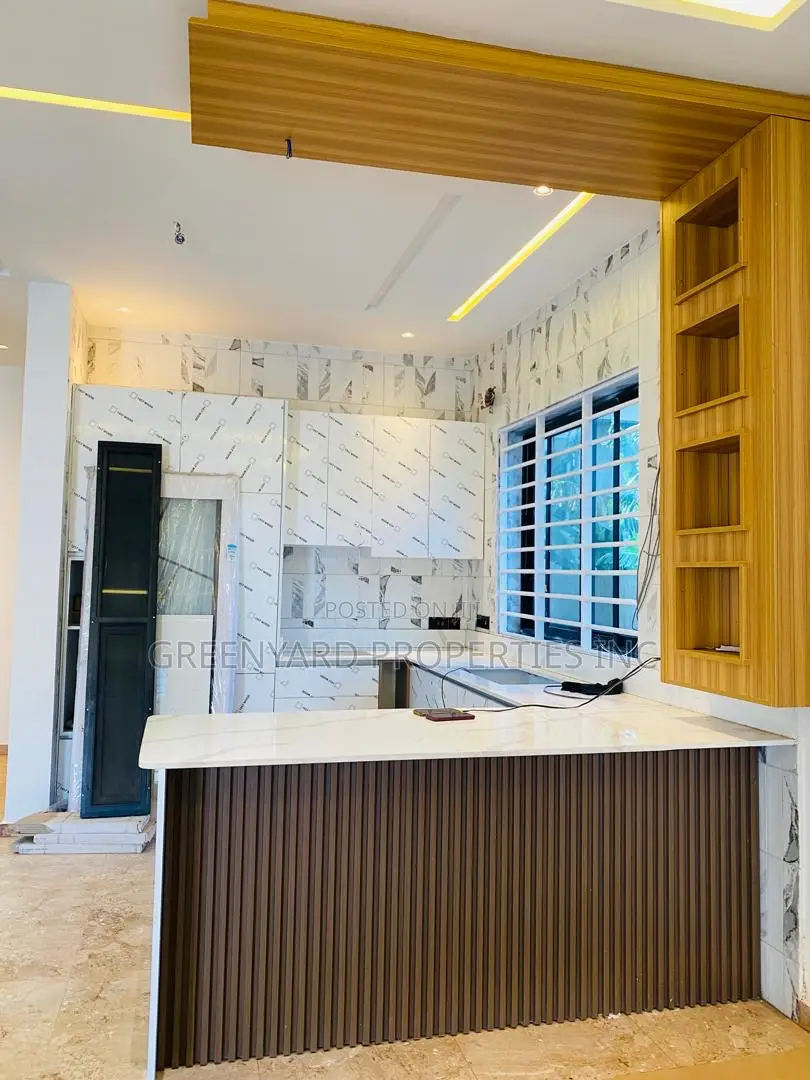 4bdrm House in Adjiringanor, East Legon for sale in East Legon