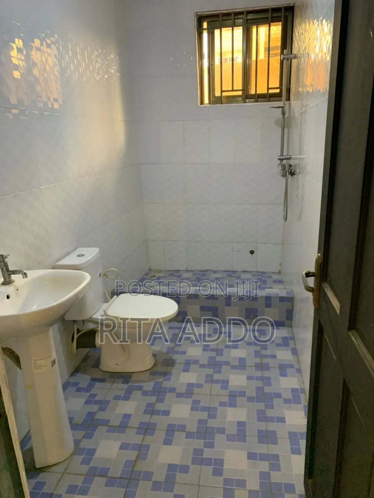 2bdrm Apartment in Lakeside for rent in Lake Side Estate
