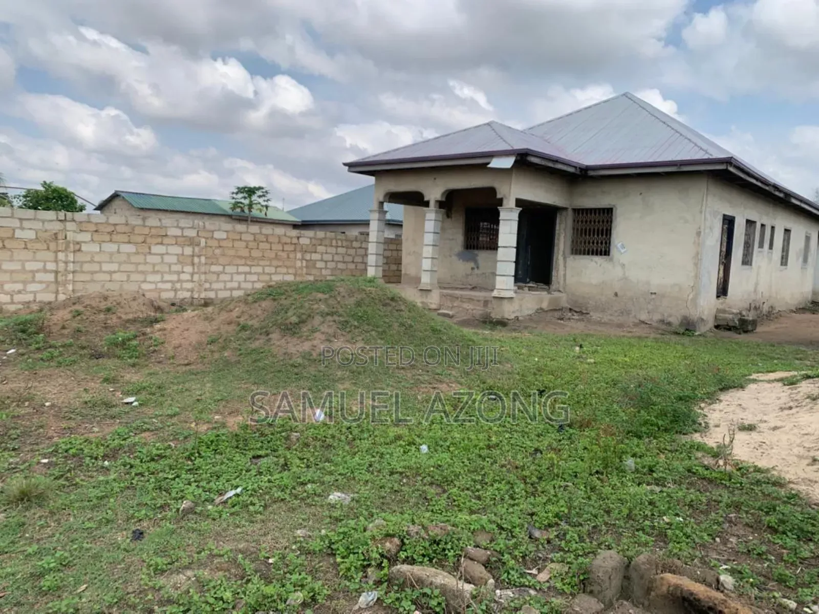 3bdrm House in Amanfrom Azonto, Accra Metropolitan for sale in Accra Metropolitan