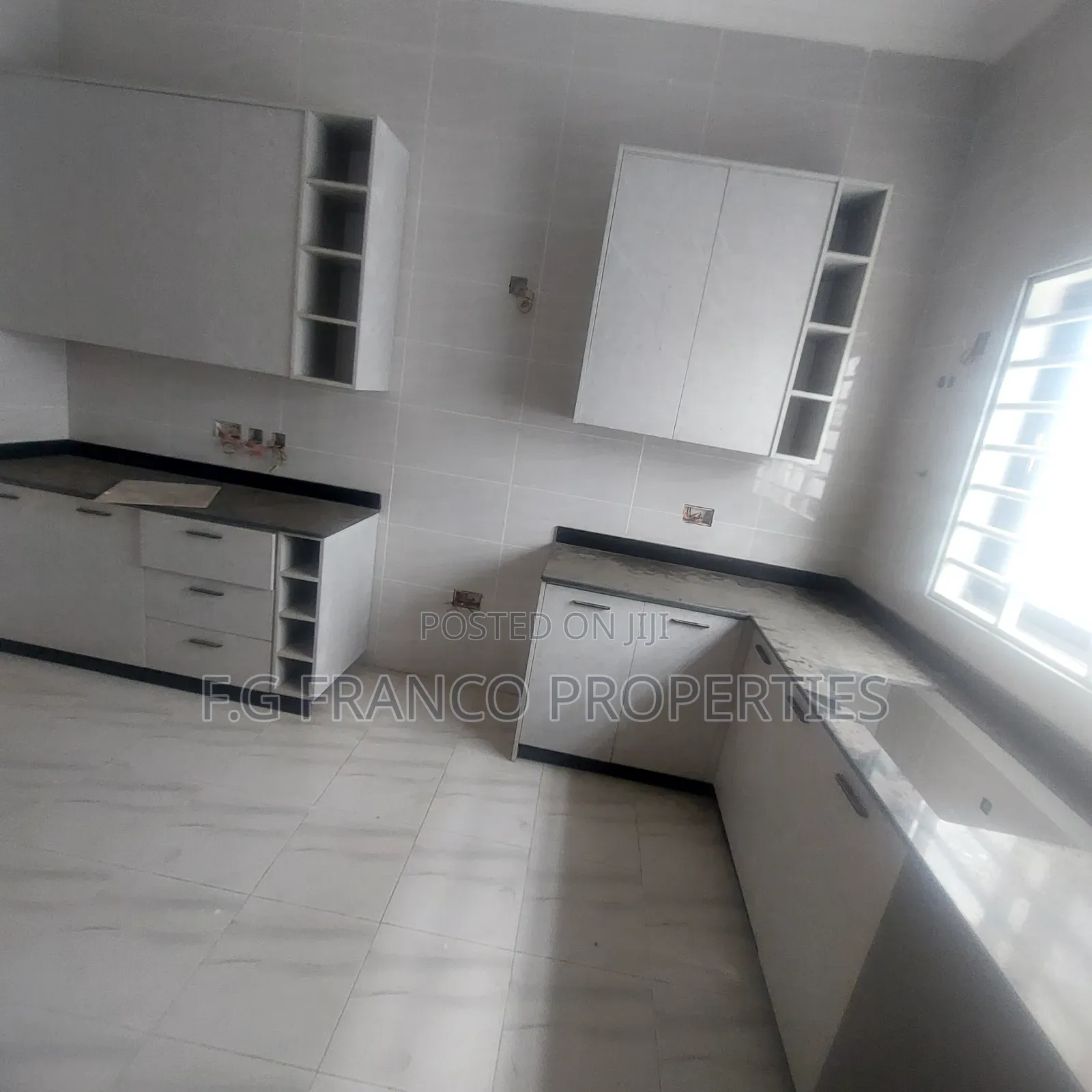 3bdrm House in Kg. Franco, Spintex for sale in Spintex