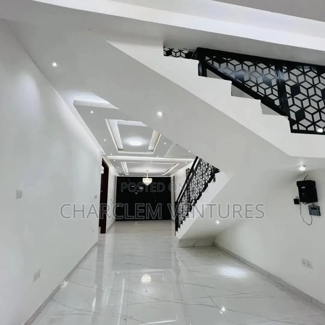5bdrm House in Charclem Ventures, East Legon for sale in East Legon