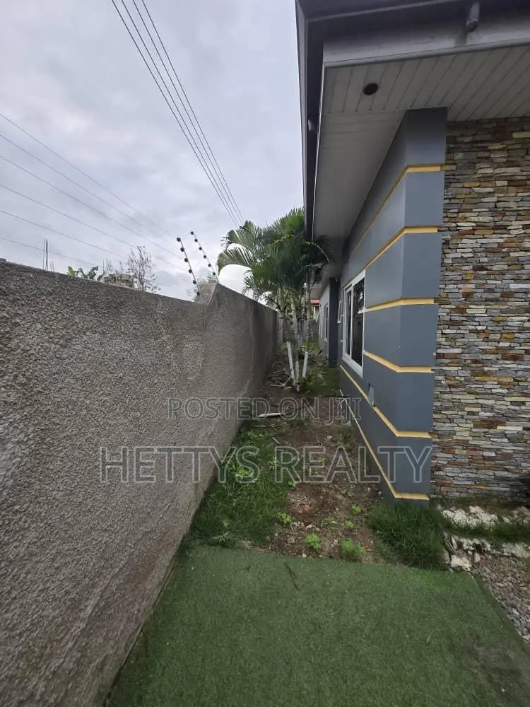 3bdrm House in Ablekuma for sale in Ablekuma