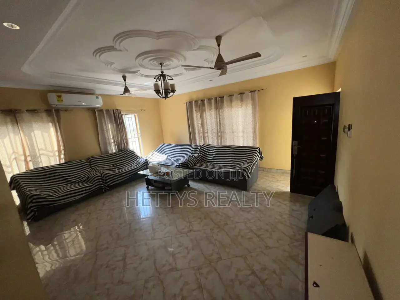 4bdrm House in Awoshie for sale in Awoshie