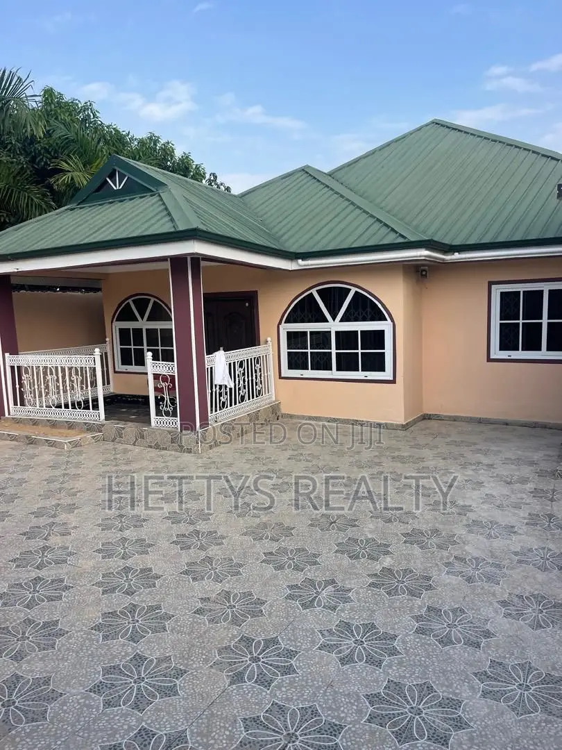 3bdrm House in Amasaman for sale in Amasaman