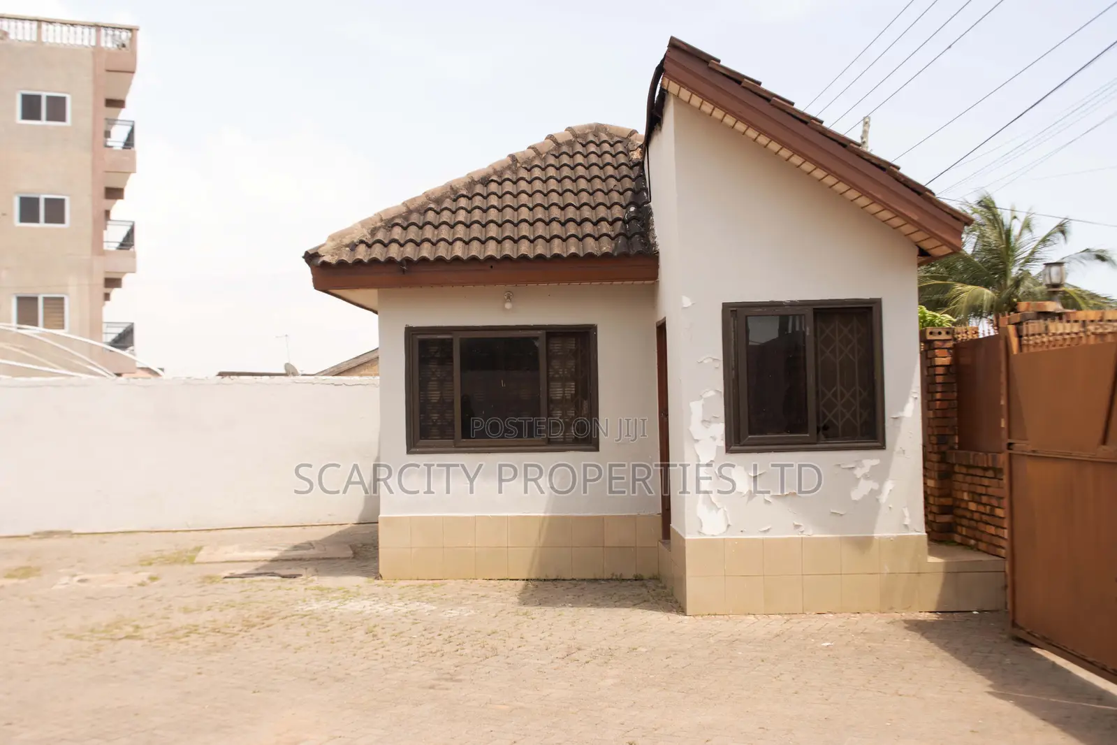 4bdrm House in Spintex for sale in Spintex