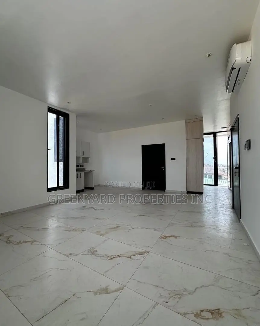 5bdrm House in Adjiringanor, East Legon for sale in East Legon