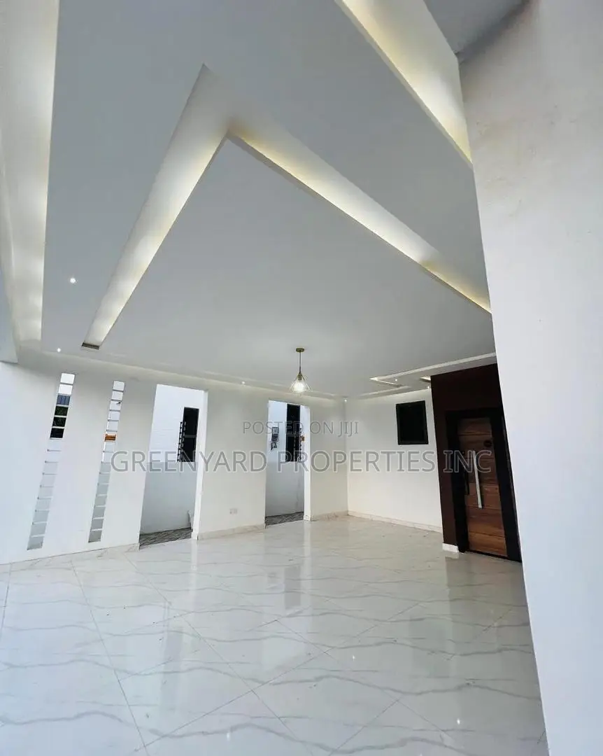 3bdrm House in Hills, East Legon for sale in East Legon
