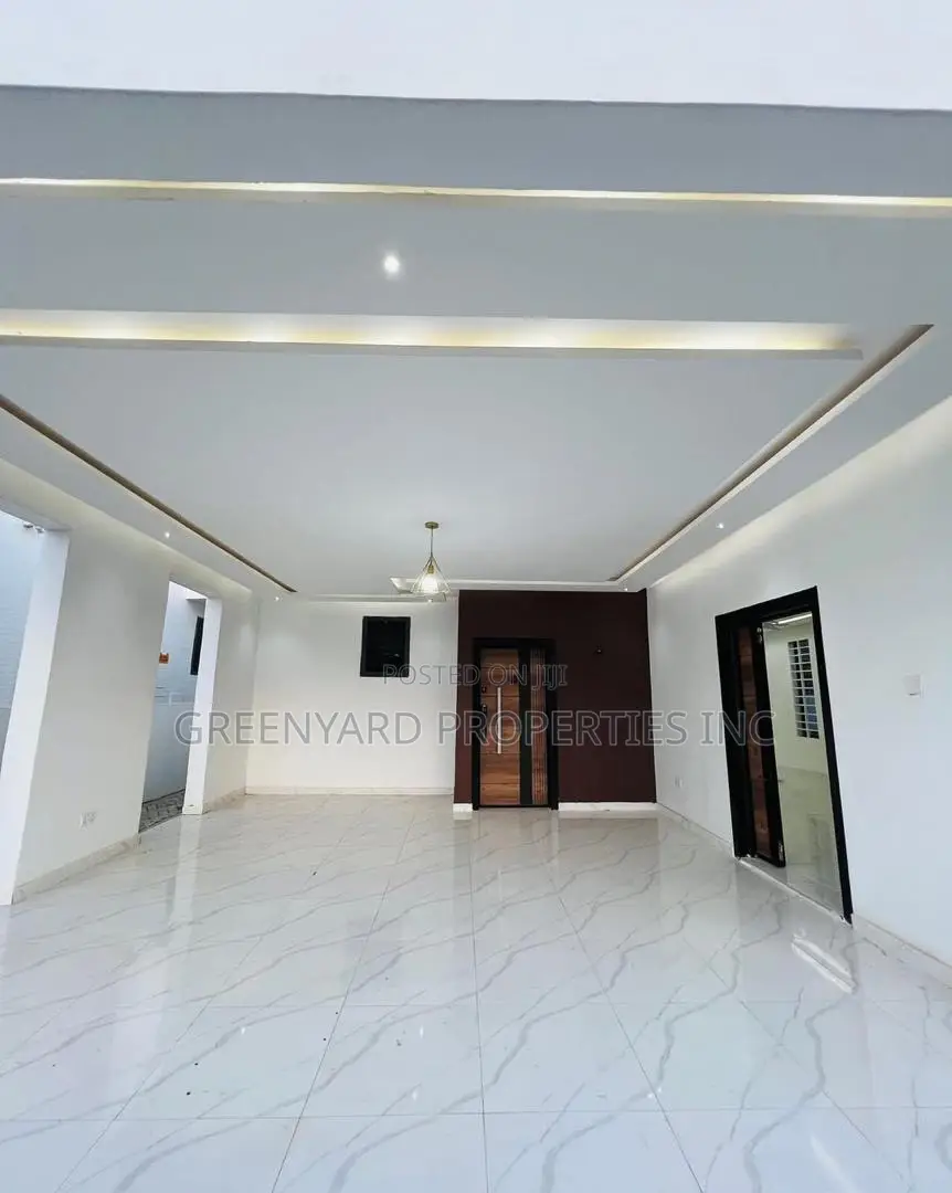 3bdrm House in Hills, East Legon for sale in East Legon