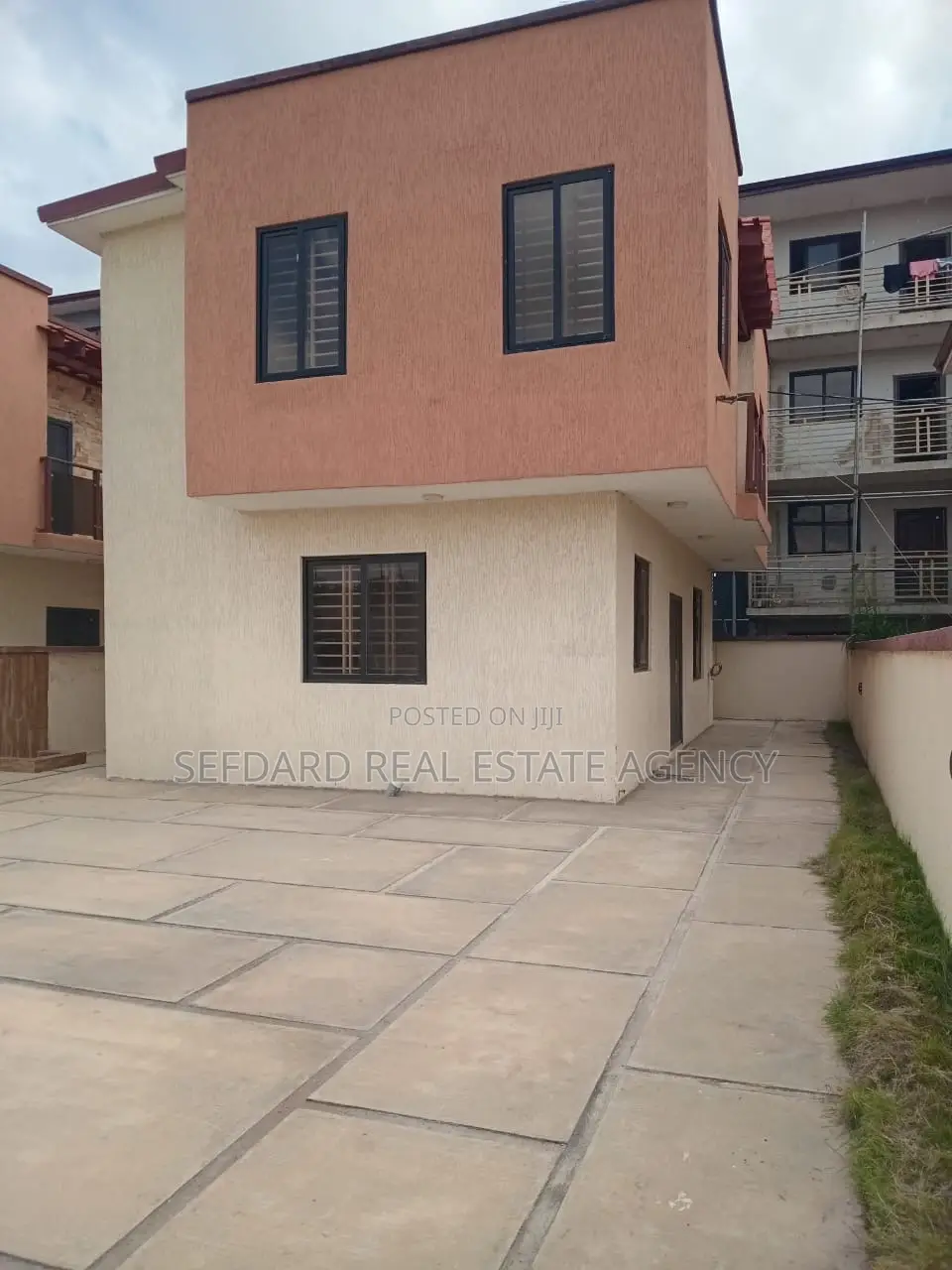 2bdrm Duplex in Sefdard Properties, Achimota for sale in Achimota