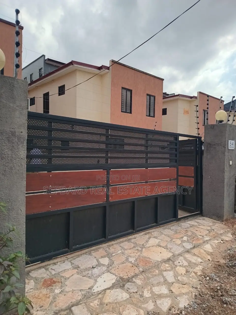 2bdrm Duplex in Sefdard Properties, Achimota for sale in Achimota
