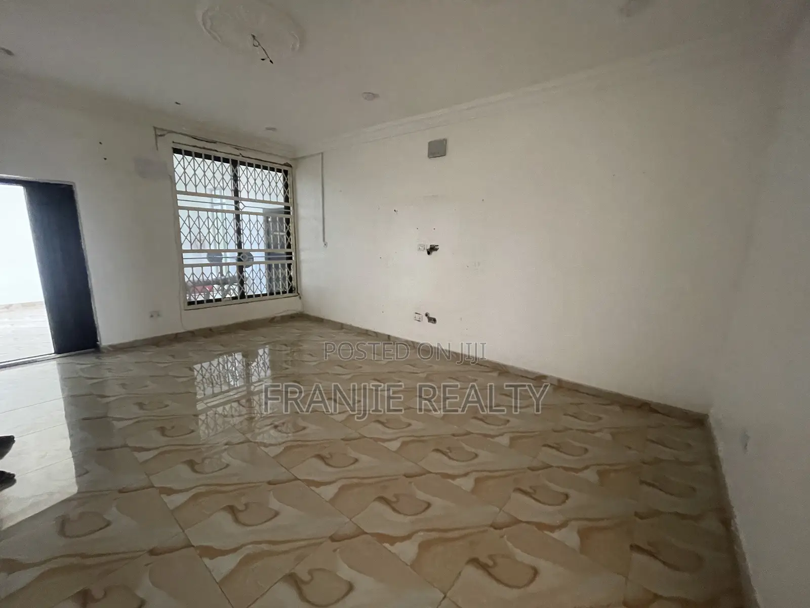 2bdrm Apartment in Franjie Realty, Tetegu for rent in Tetegu