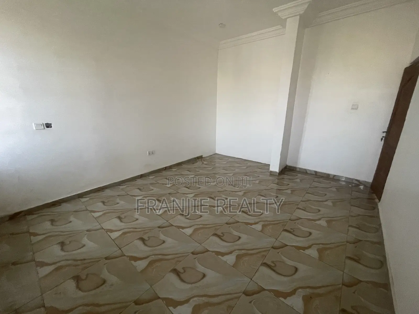 2bdrm Apartment in Franjie Realty, Tetegu for rent in Tetegu
