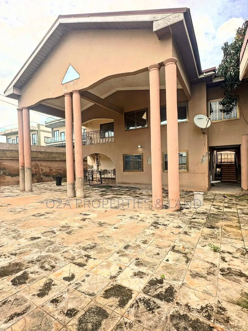 5bdrm House in East Legon (Near A&C for sale in A&C Mall Area
