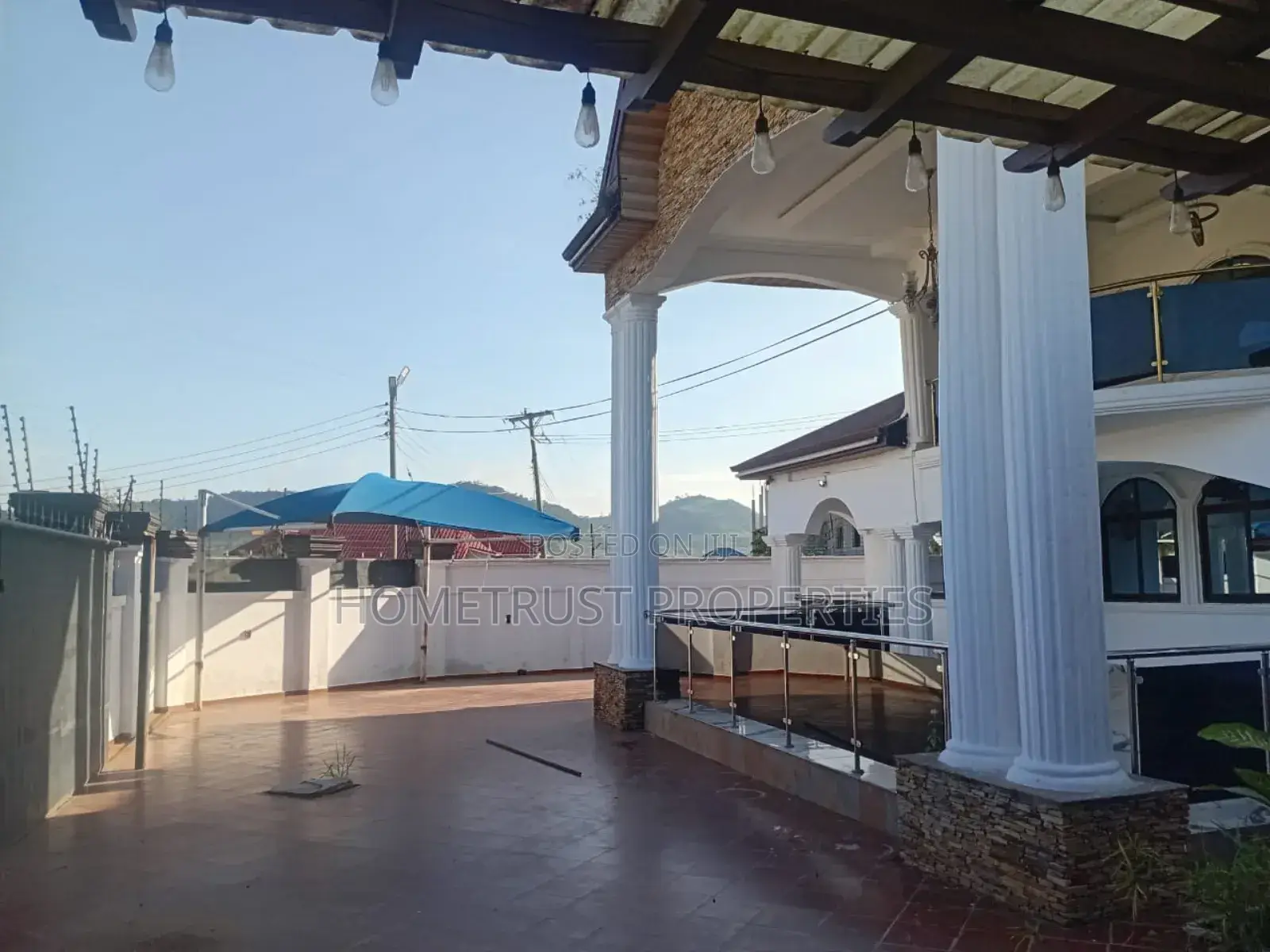 7bdrm Mansion in Hometrust Properties, Kwabenya for sale in Kwabenya