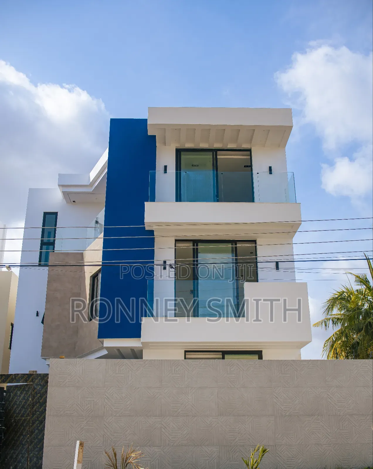Smithdesks – Premium Office Spaces in Dzorwulu (Near Airport) in Dzorwulu
