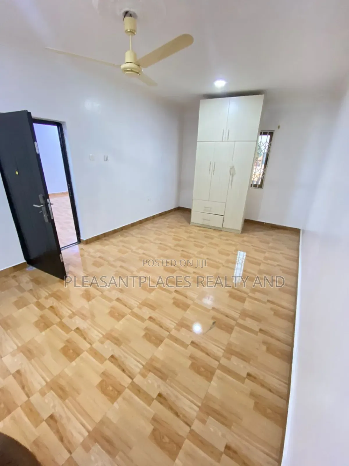 3bdrm Apartment in Pleasantplaces, Ashaley Botwe for rent in Ashaley Botwe