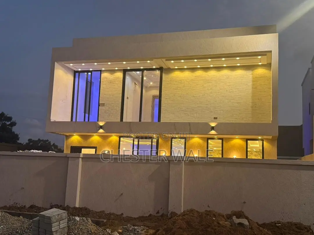 5bdrm House in Greater Accra for sale in Greater Accra