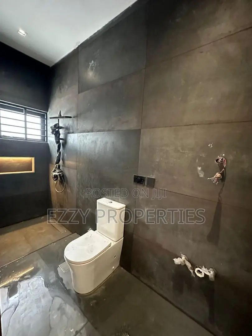 3bdrm House in New Legon Amanfrom -, Ga East Municipal for sale in Ga East Municipal