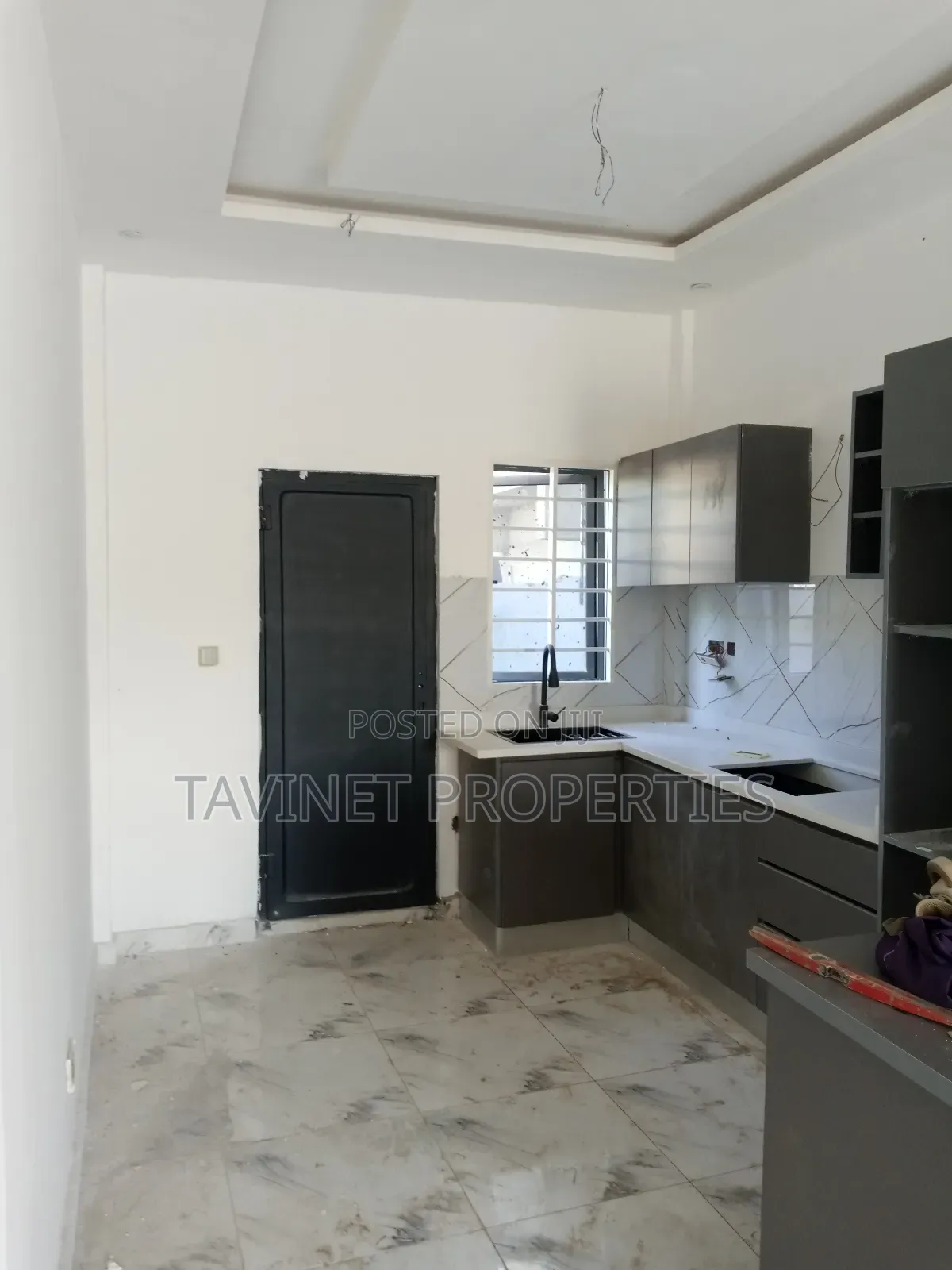 2bdrm Block of Flats in Ashaley Botwe for sale in Ashaley Botwe