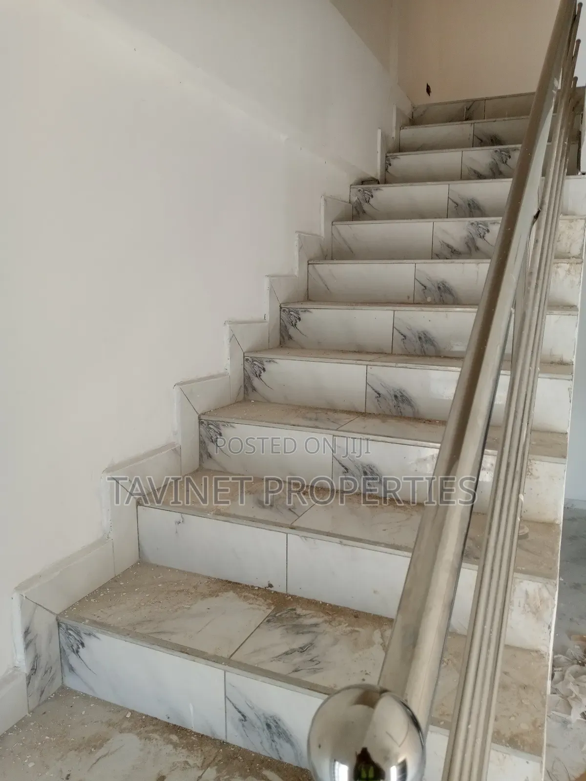 2bdrm Block of Flats in Ashaley Botwe for sale in Ashaley Botwe