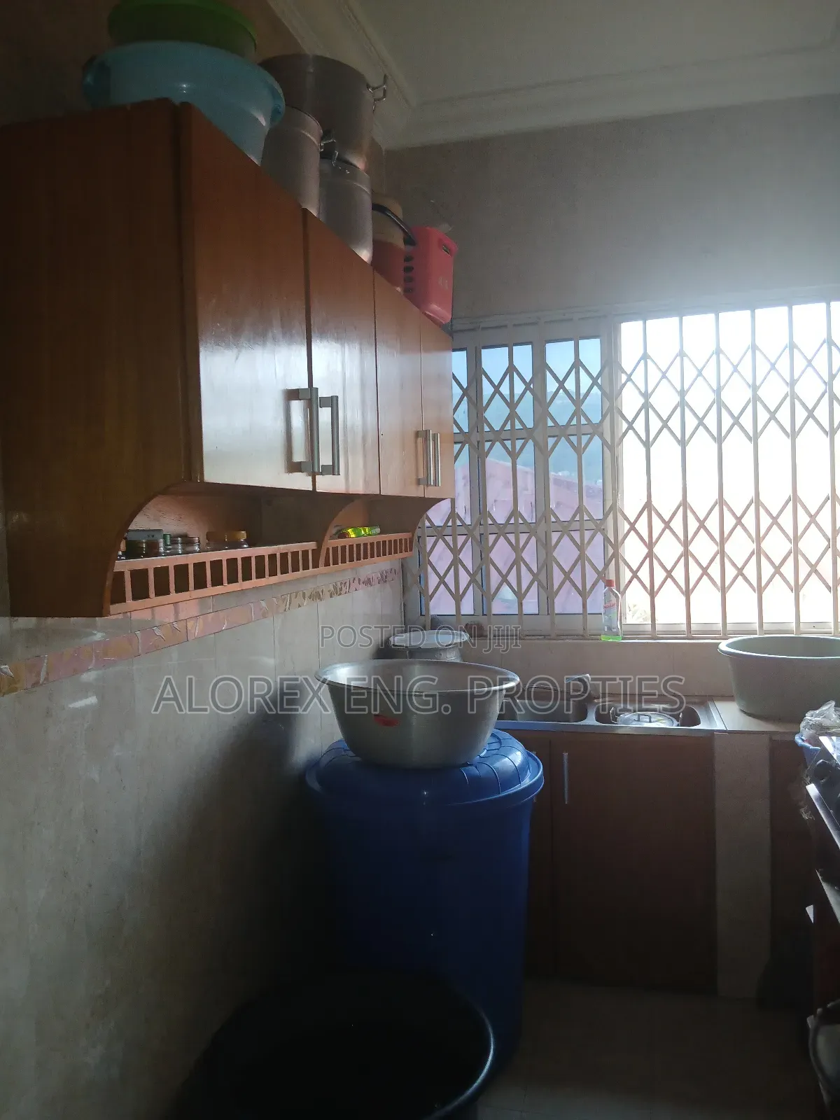 Mini Flat in Single Self, Oyarifa for rent in Oyarifa