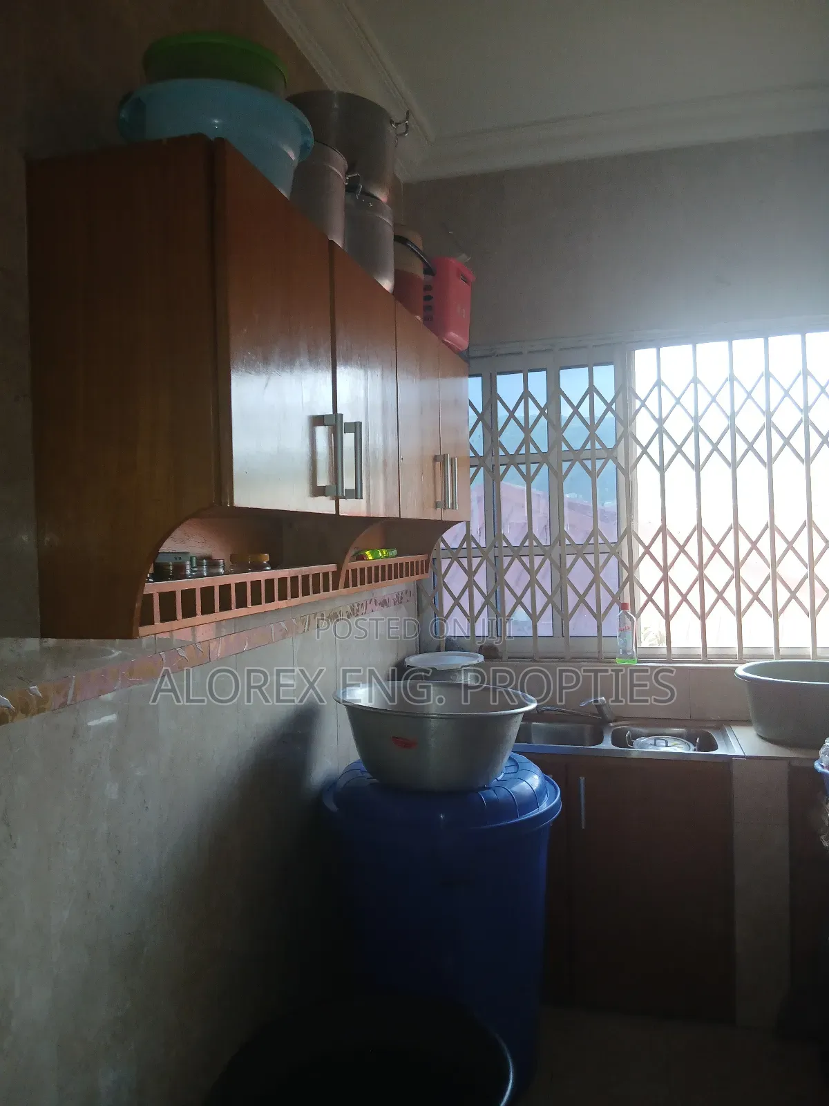 Mini Flat in Single Self, Oyarifa for rent in Oyarifa