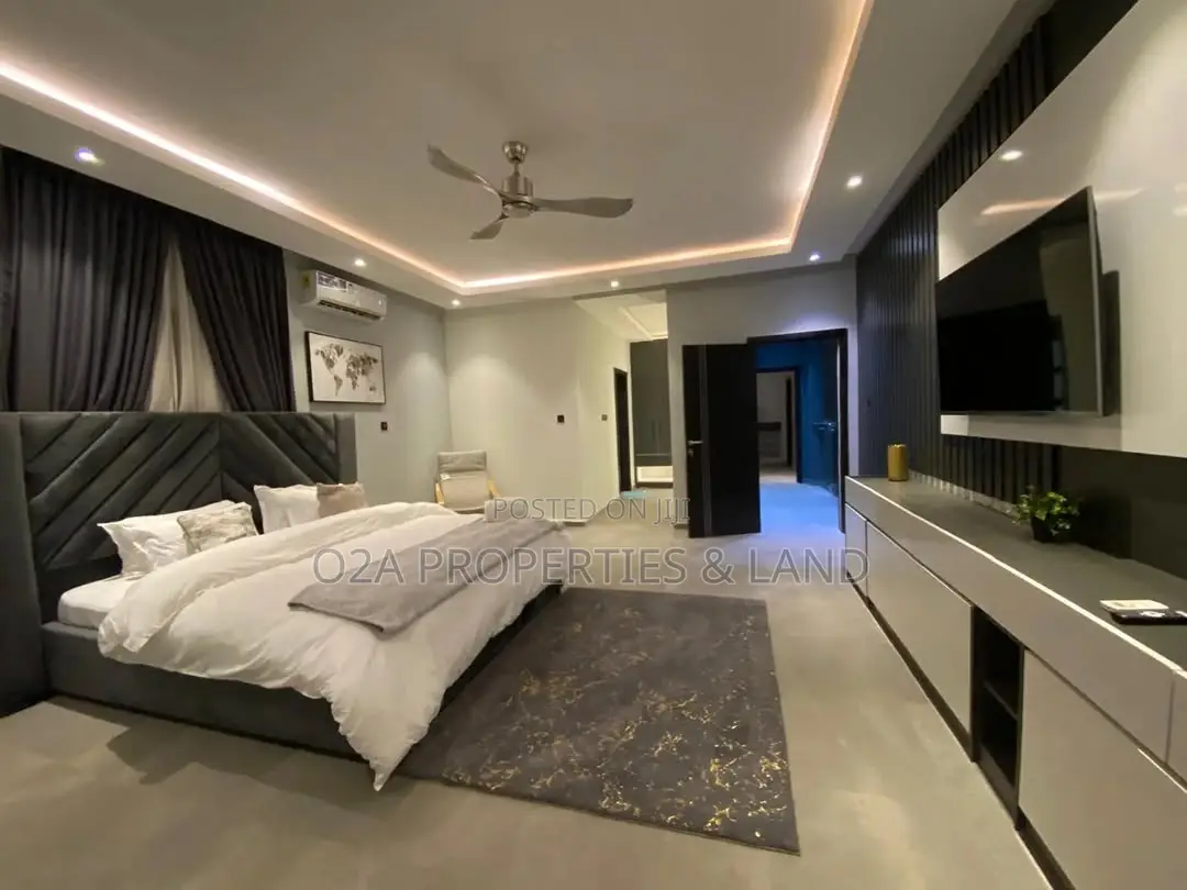 Furnished 4bdrm House in Ashaley Botwe, Lake Side Estate for sale in Lake Side Estate